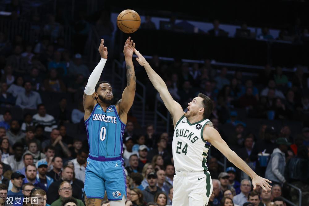 他曾在接受 他曾在接受