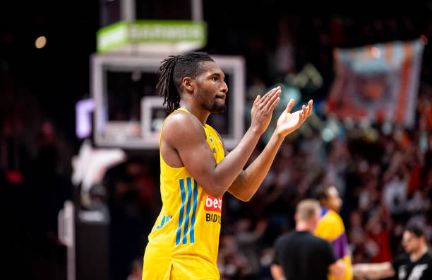 更将延伸至 更将延伸至