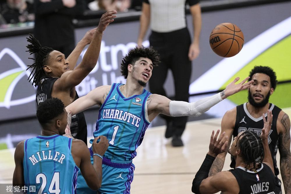 港战袍首发 港战袍首发