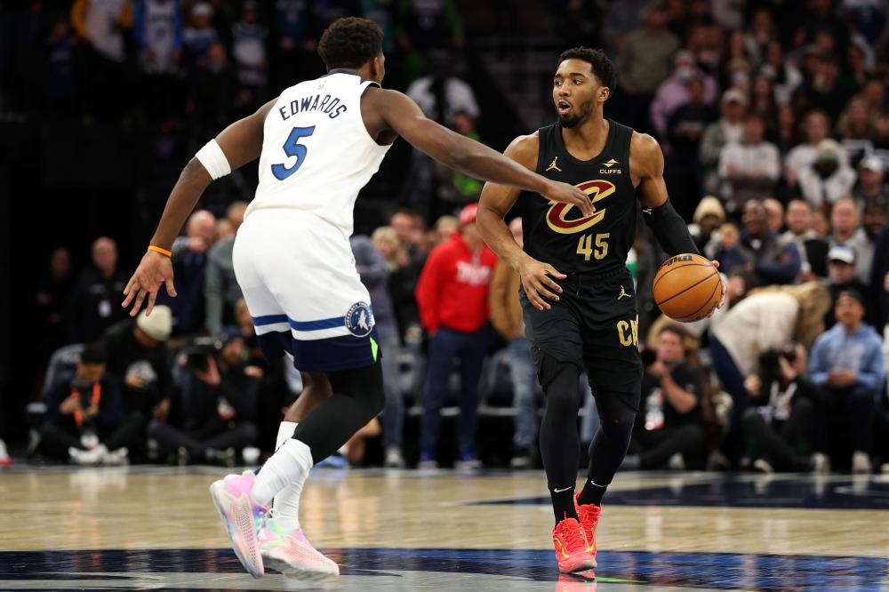 调控球和传 调控球和传